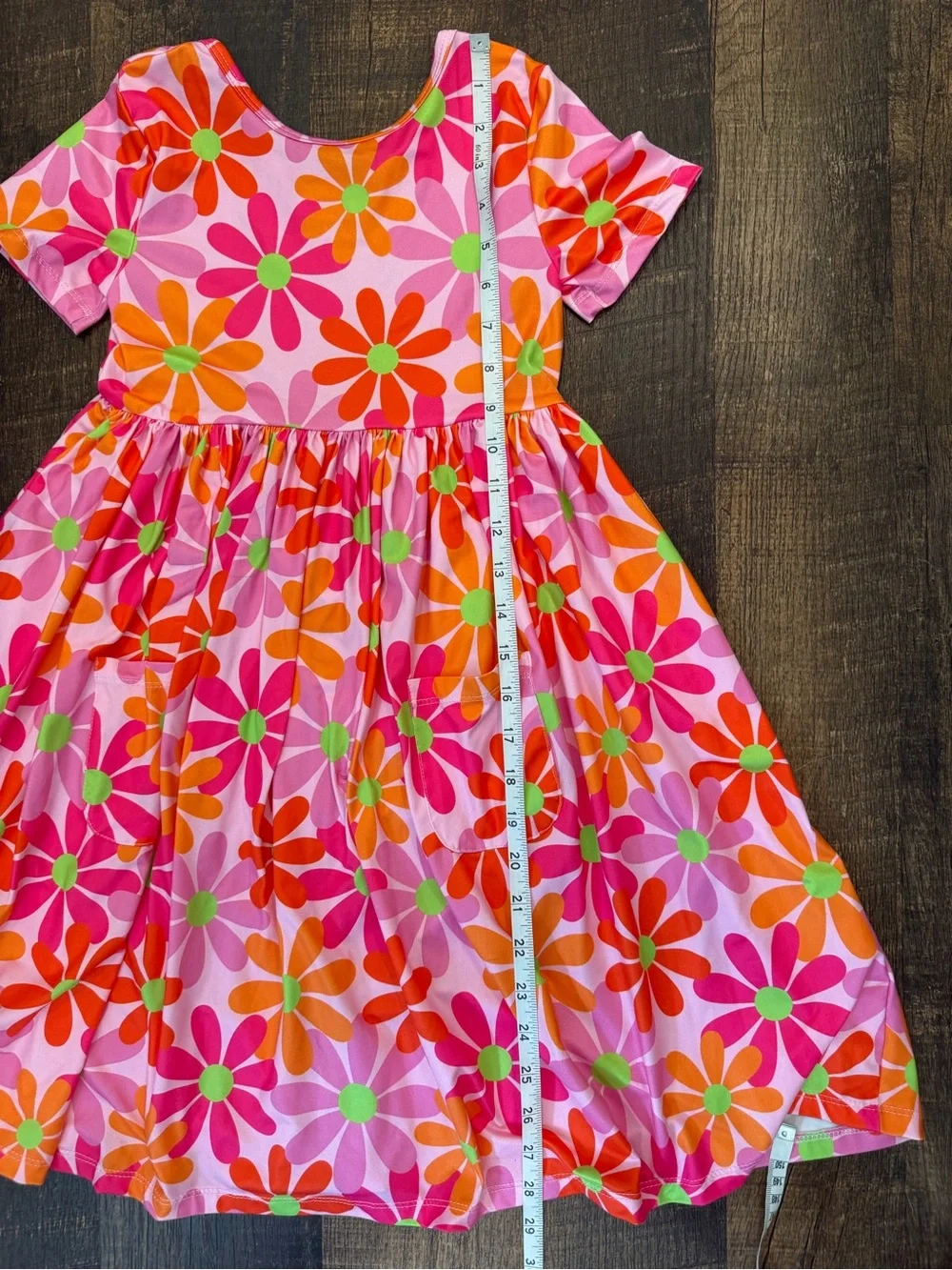 Mila & Rose RETRO DAISIES S/S POCKET TWIRL DRESS NWOT
